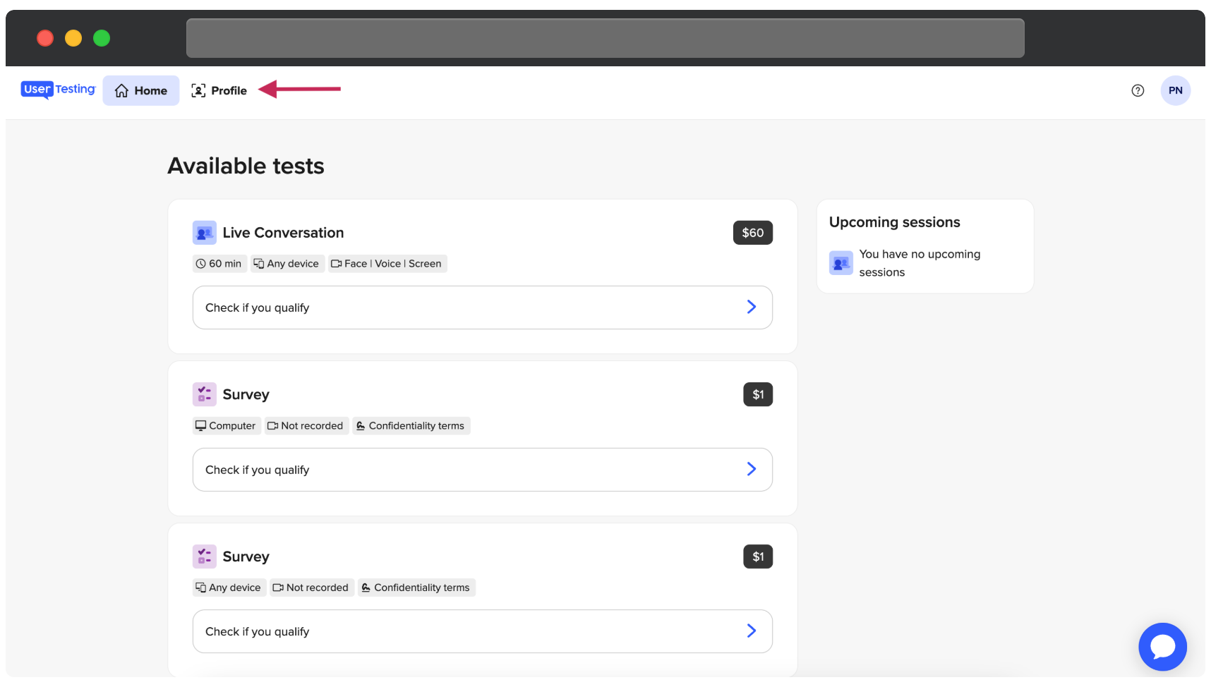 Le tableau de bord du participant UserTesting. Une flèche rouge pointe vers le bouton Profil dans la barre de navigation supérieure, indiquant où les participants peuvent accéder à leur profil et aux paramètres de leur compte.