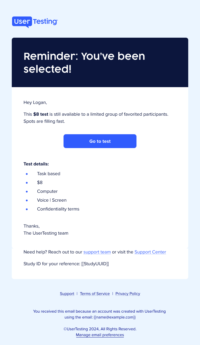 Påminnelsemail från UserTesting som meddelar deltagaren att ett Du har blivit utvald-test fortfarande är tillgängligt. E-posten innehåller en knapp för Gå till testet och testdetaljer som betalningsbelopp, enhetstyp, deltagande med röst och skärm samt sekretessvillkor.